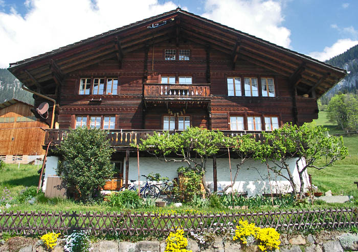 Im Mai 2007 - altes Holzhaus / Foto: Heinz Rieder