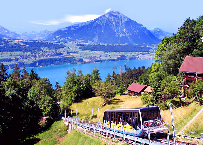 Bahn ab Thunersee (Foto: Fritz Bieri)