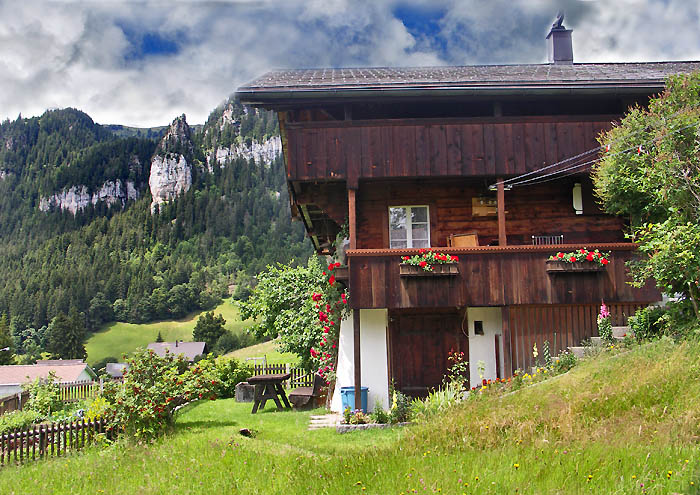 View onto the "Birenfluh" / Photo: Heinz Rieder