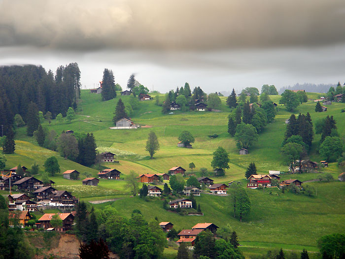 Beatenberg: Gewitter über der Waldegg / Foto: Heinz Rieder