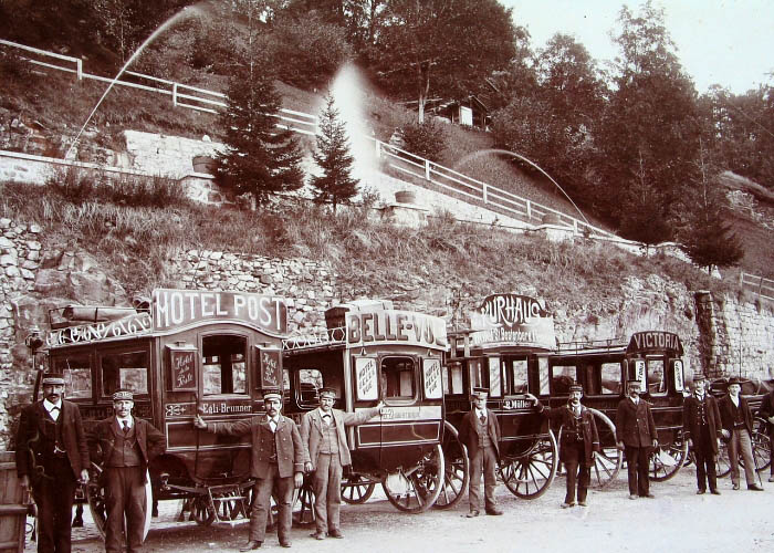 Bahnhof Beatenberg / Kutscher der verschiedenen Hotels