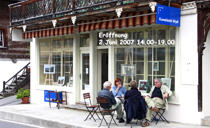 Vorbereitung zur Vernissage / Foto: Heinz Rieder