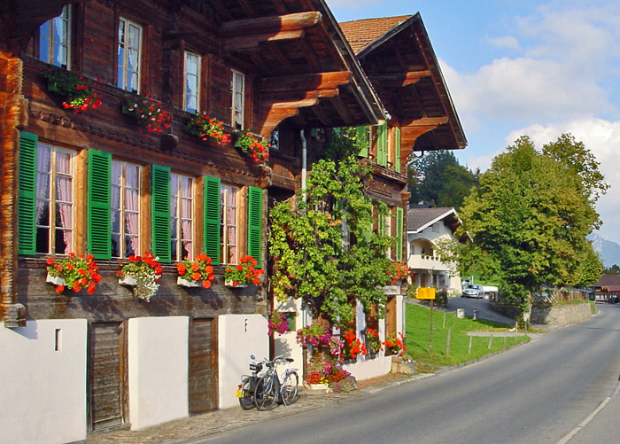 Altes Schulhaus / Chalet Glückeli / Foto: Heinz Rieder