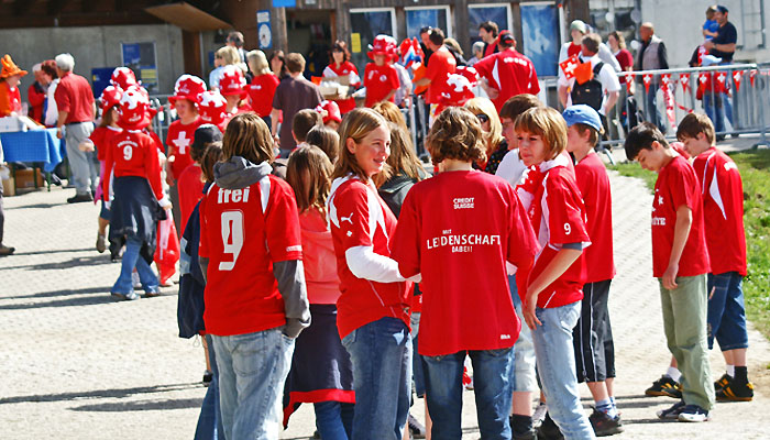 Junge Fussballfans / Foto: Fritz Bieri