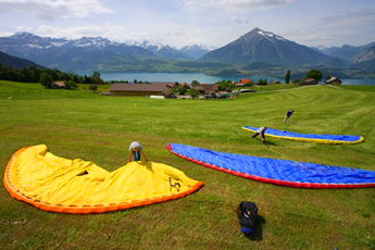 Grundkurs: Flugschule Ikarus Interlaken